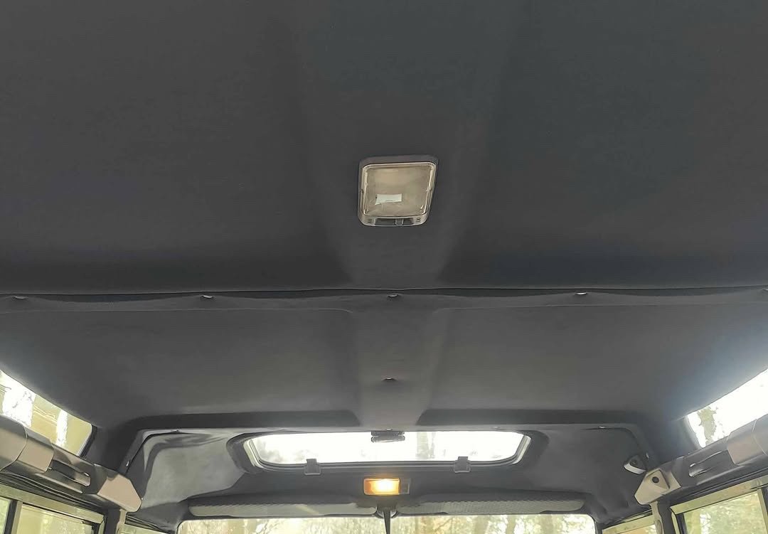 2000 Land Rover Defender 110