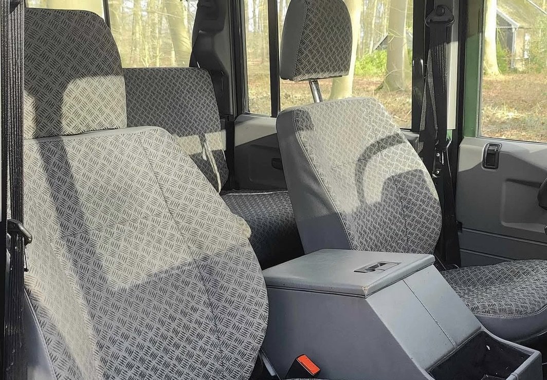 2000 Land Rover Defender 110