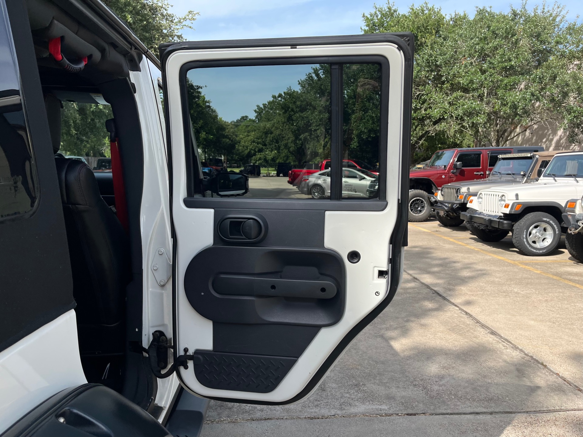 2008 Jeep Wrangler Unlimited Rubicon - 2