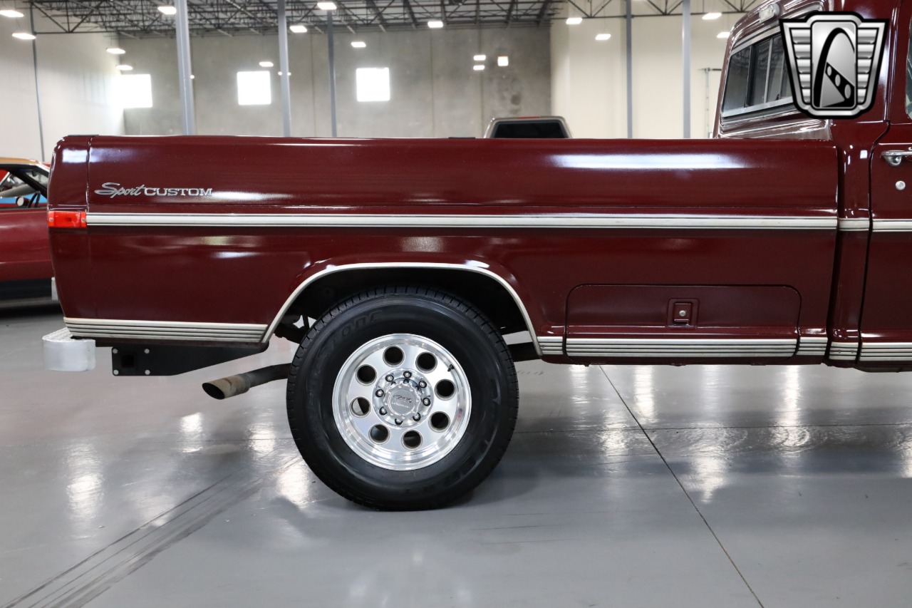 1972 Ford F-250 Camper Special