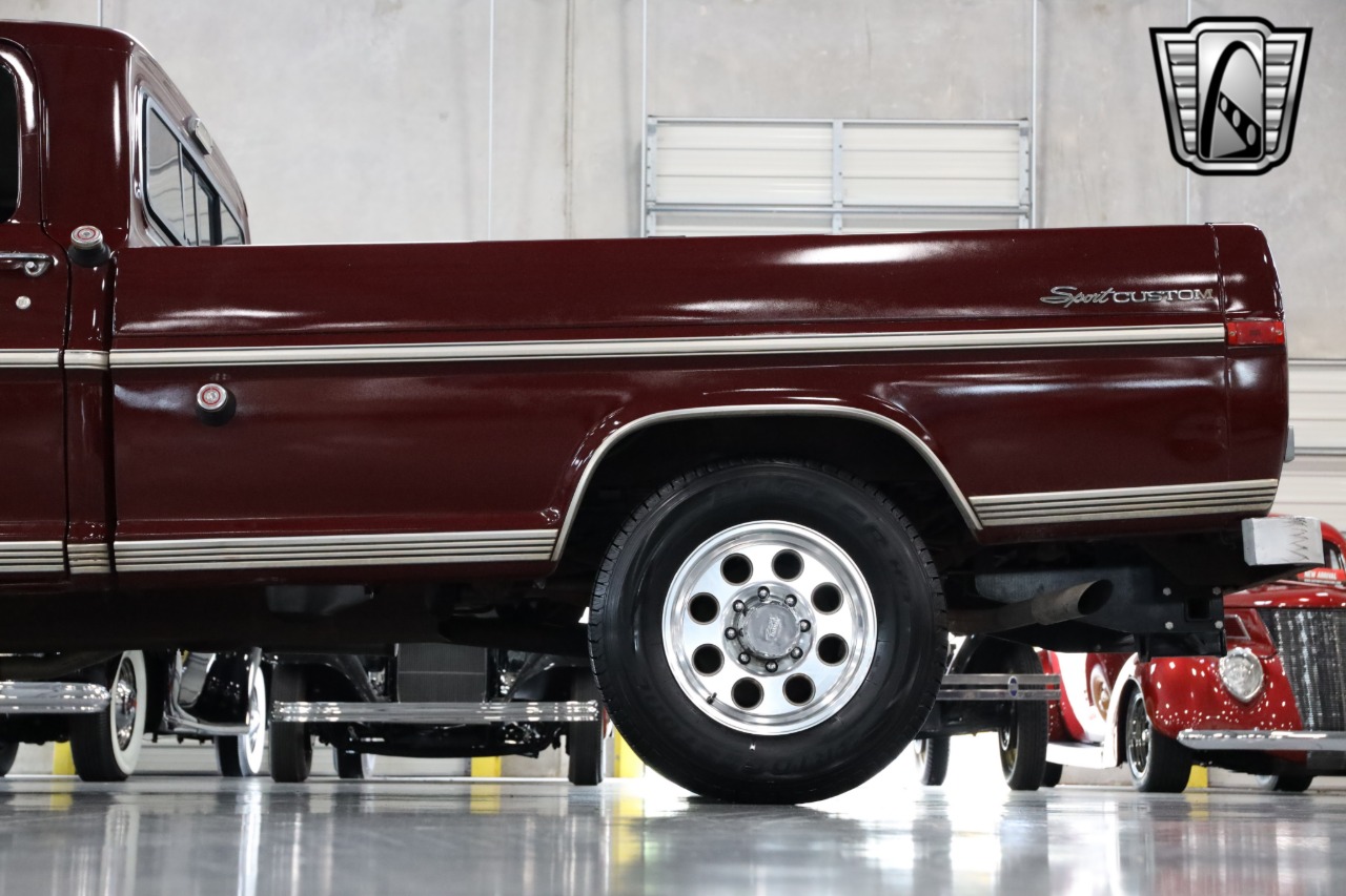 1972 Ford F-250 Camper Special