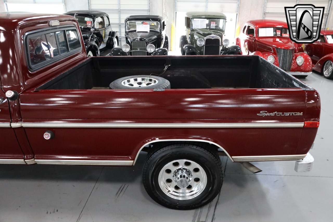 1972 Ford F-250 Camper Special