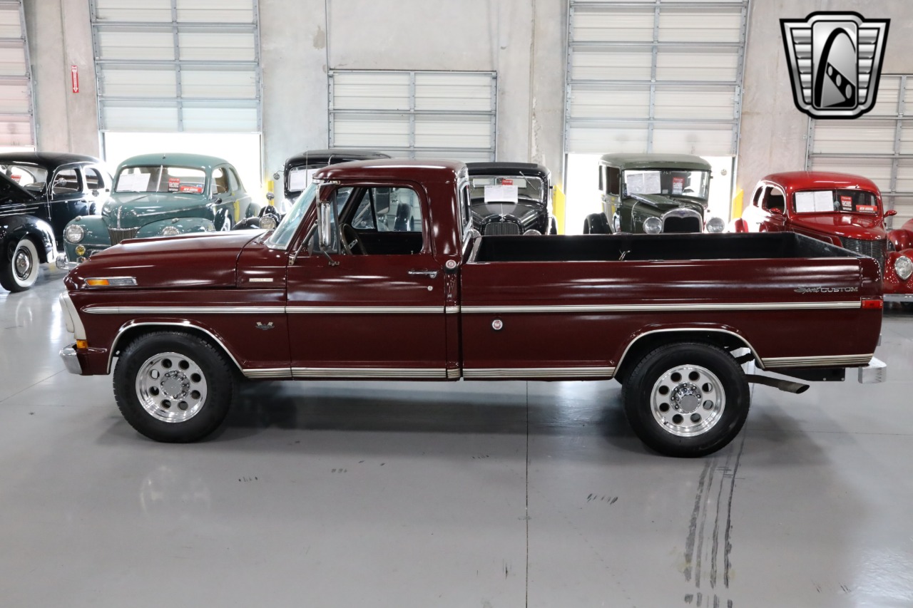 1972 Ford F-250 Camper Special