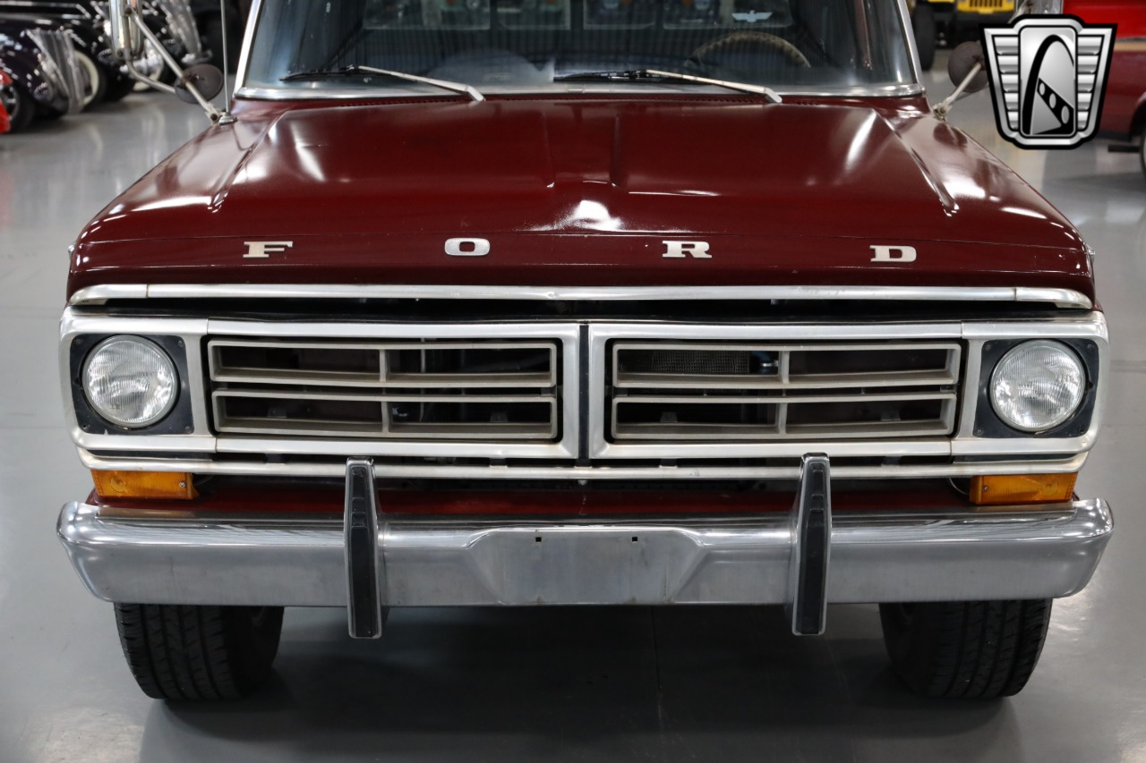1972 Ford F-250 Camper Special