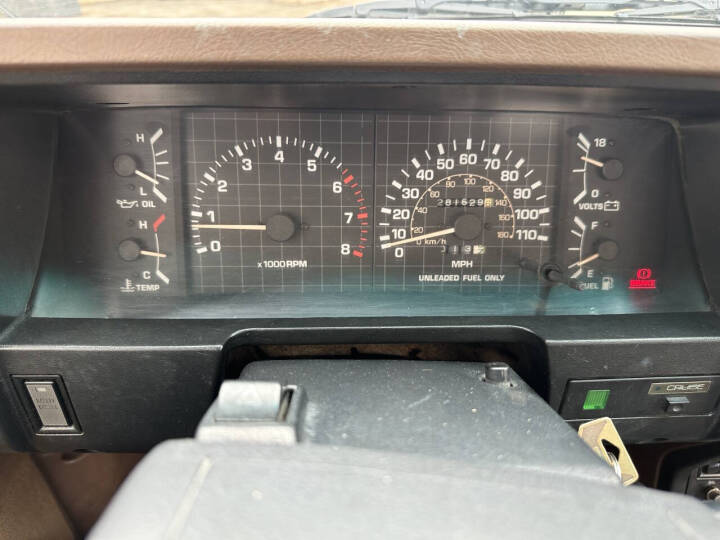 1986 Toyota Pickup SR5 Extended Cab - 2