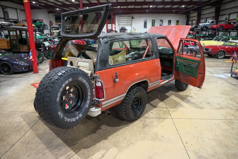 1976 Dodge Ramcharger SE - 2