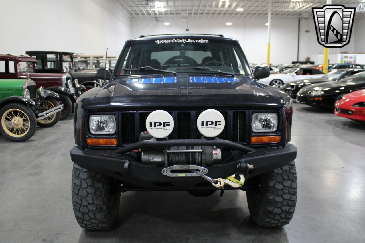 1999 Jeep Cherokee