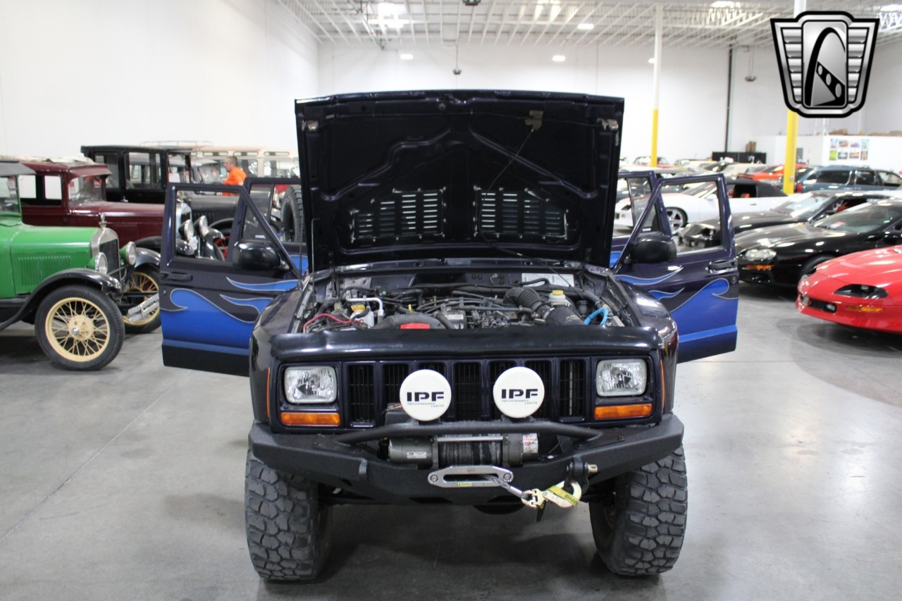 1999 Jeep Cherokee
