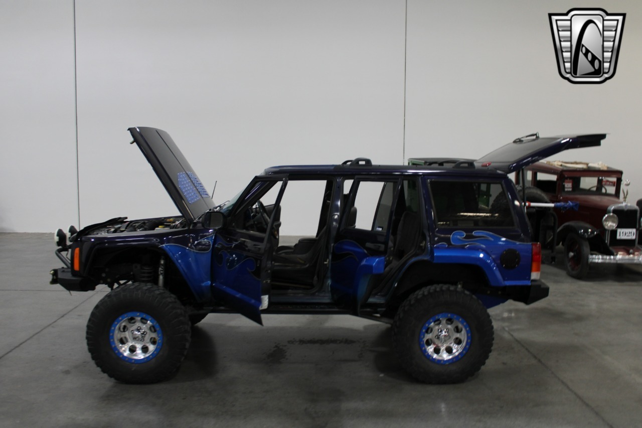 1999 Jeep Cherokee