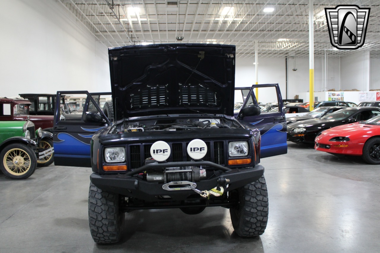 1999 Jeep Cherokee