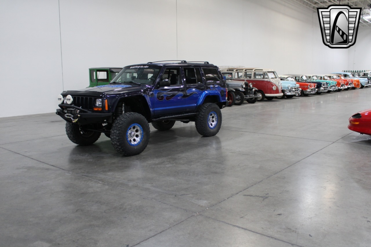1999 Jeep Cherokee - 4