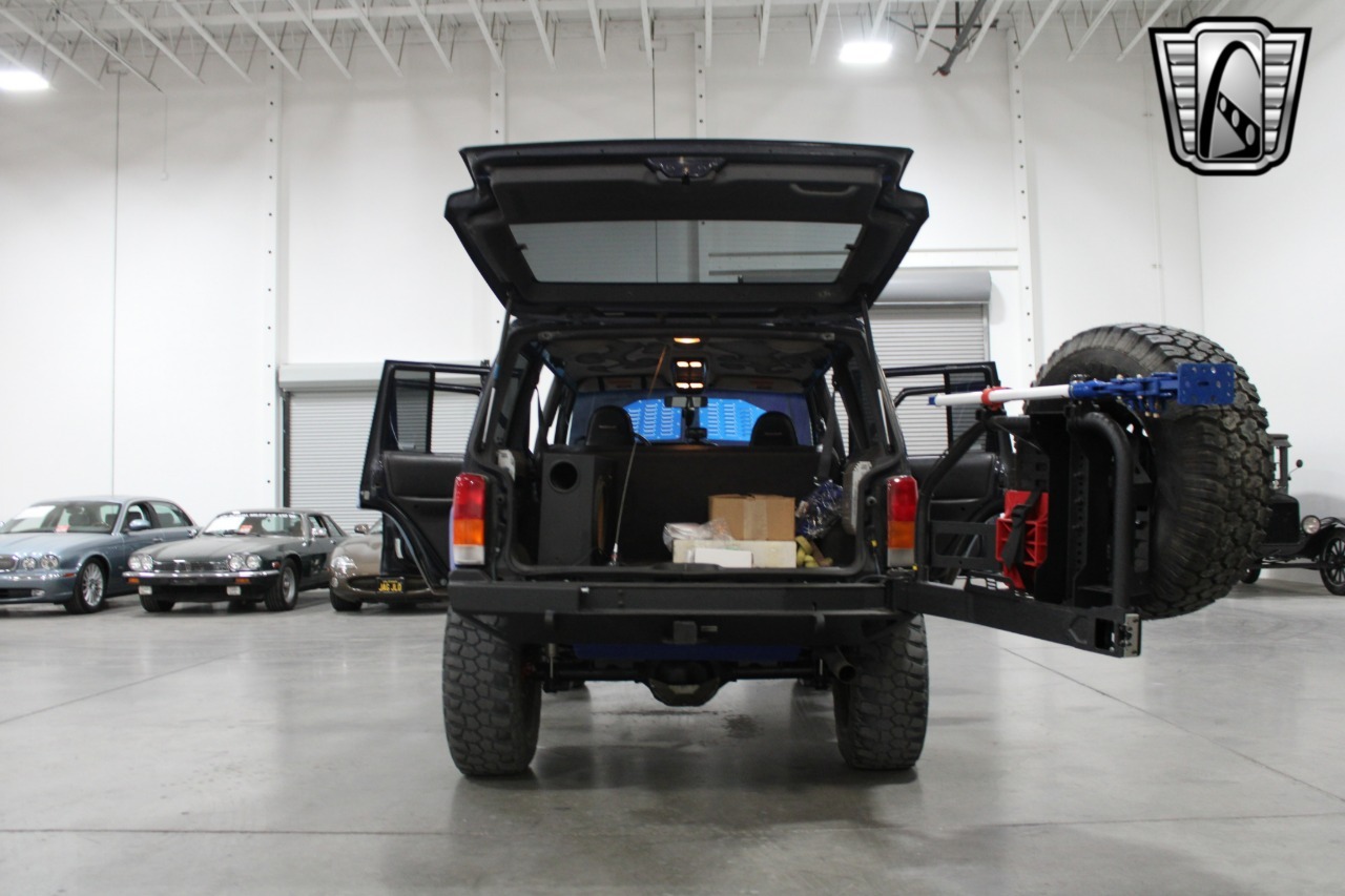 1999 Jeep Cherokee