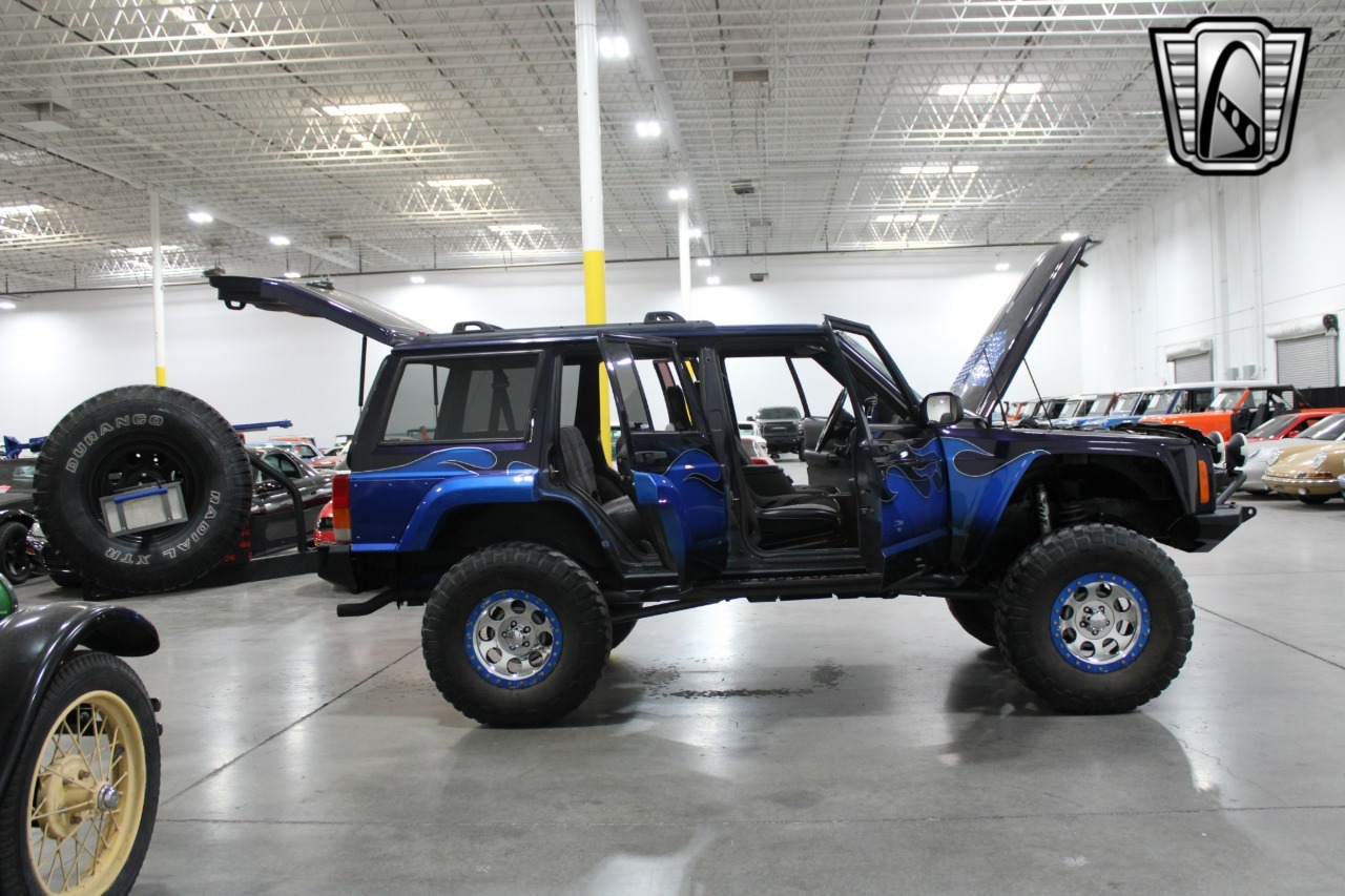 1999 Jeep Cherokee