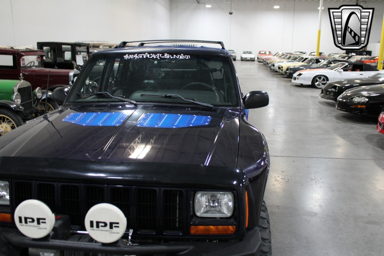 1999 Jeep Cherokee