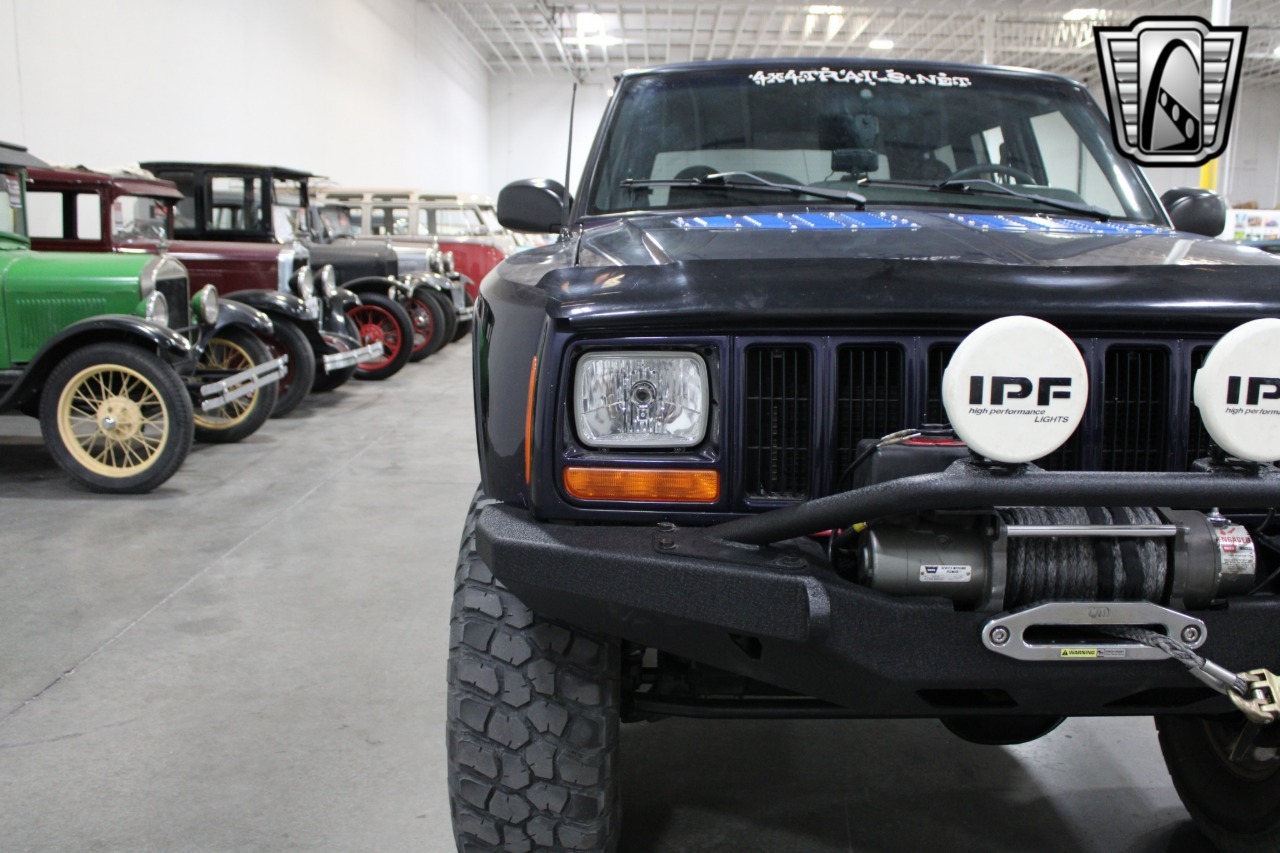 1999 Jeep Cherokee