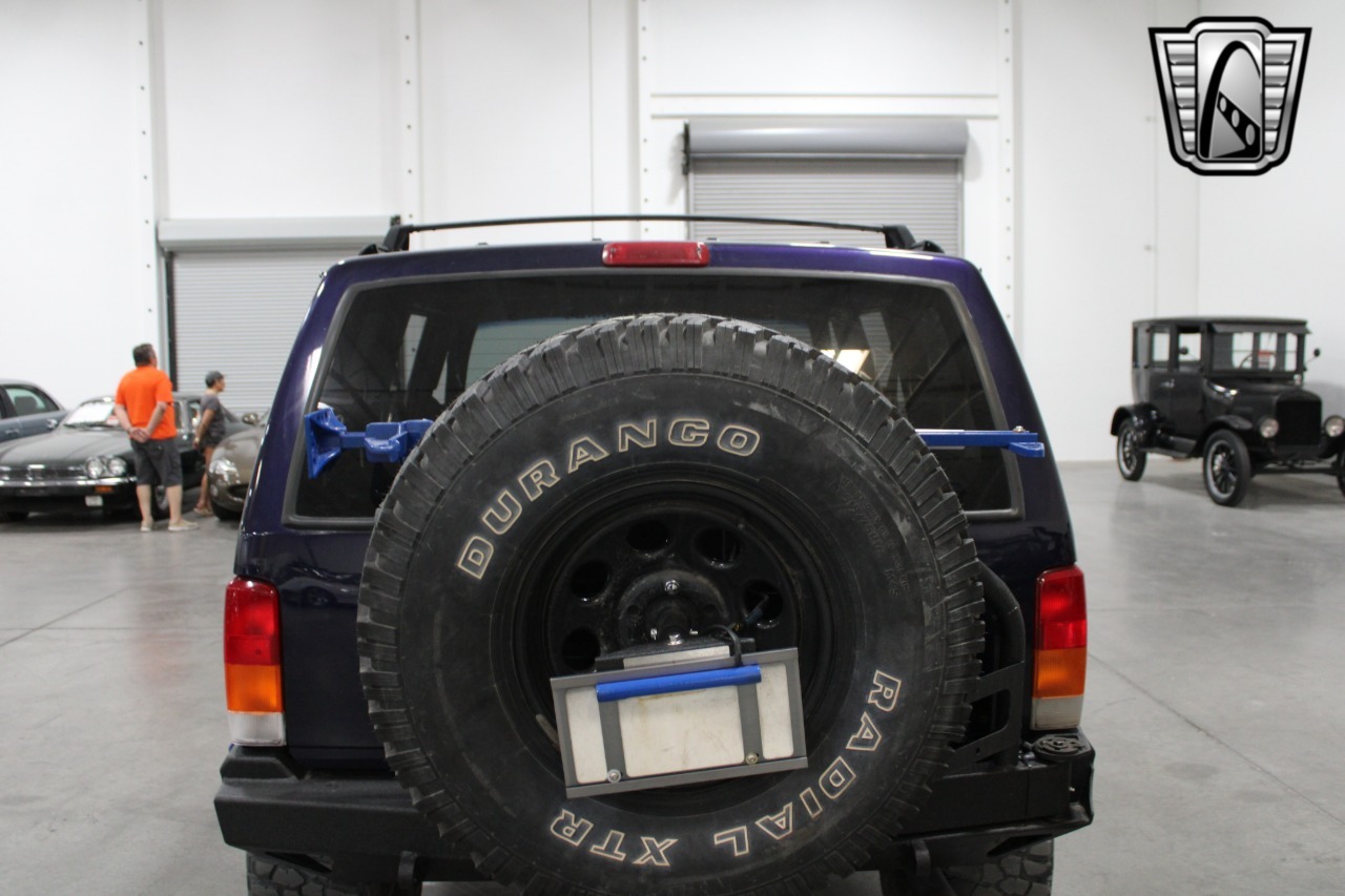 1999 Jeep Cherokee
