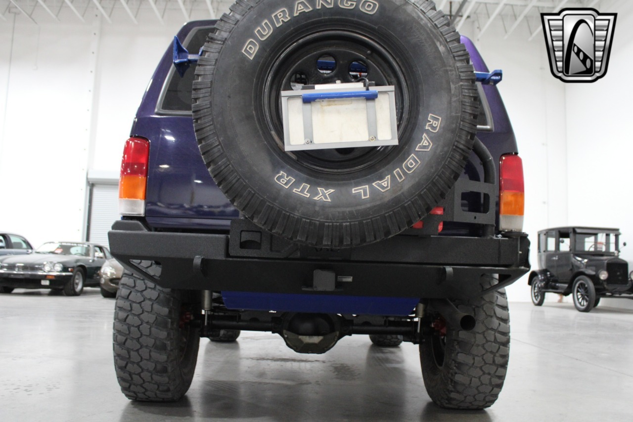 1999 Jeep Cherokee