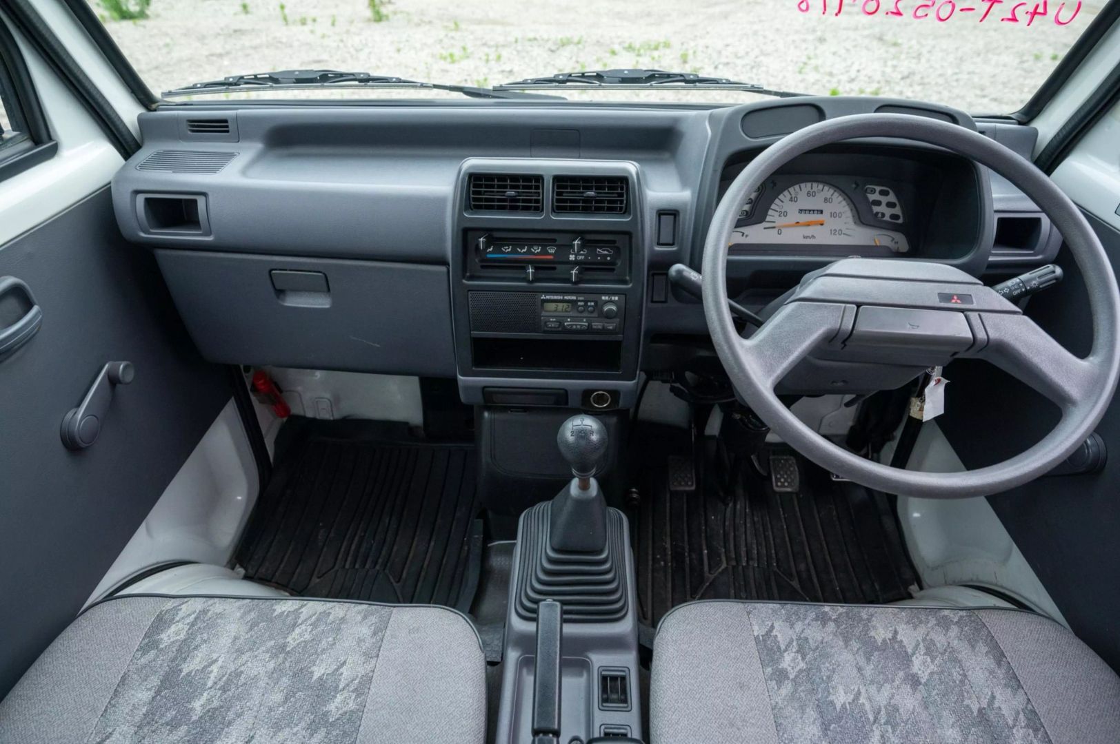 1998 Mitsubishi Minicab 4x4