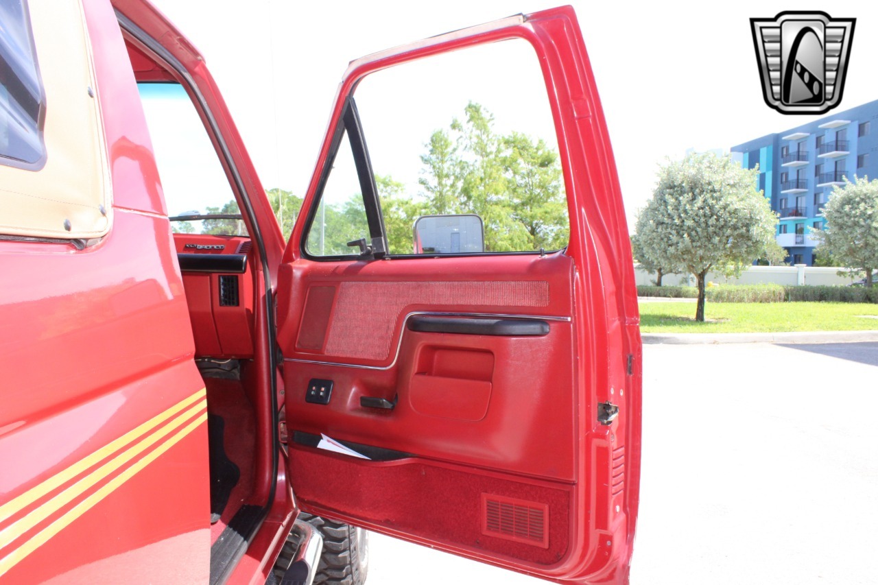 1989 Ford Bronco XLT