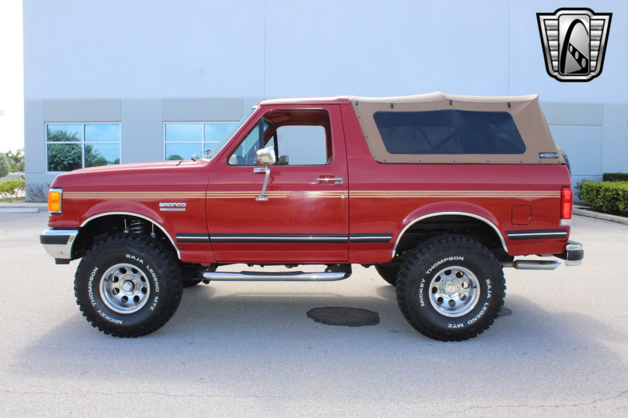 1989 Ford Bronco XLT