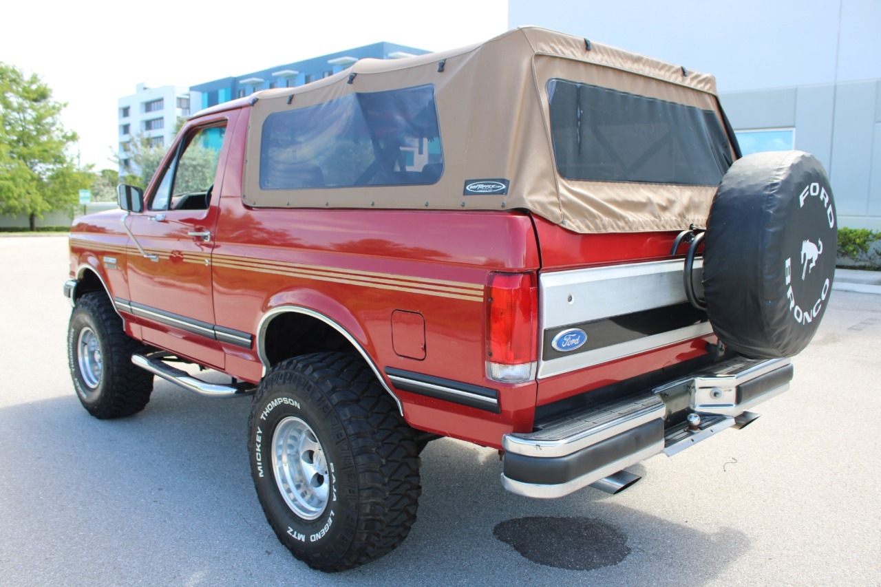 1989 Ford Bronco XLT