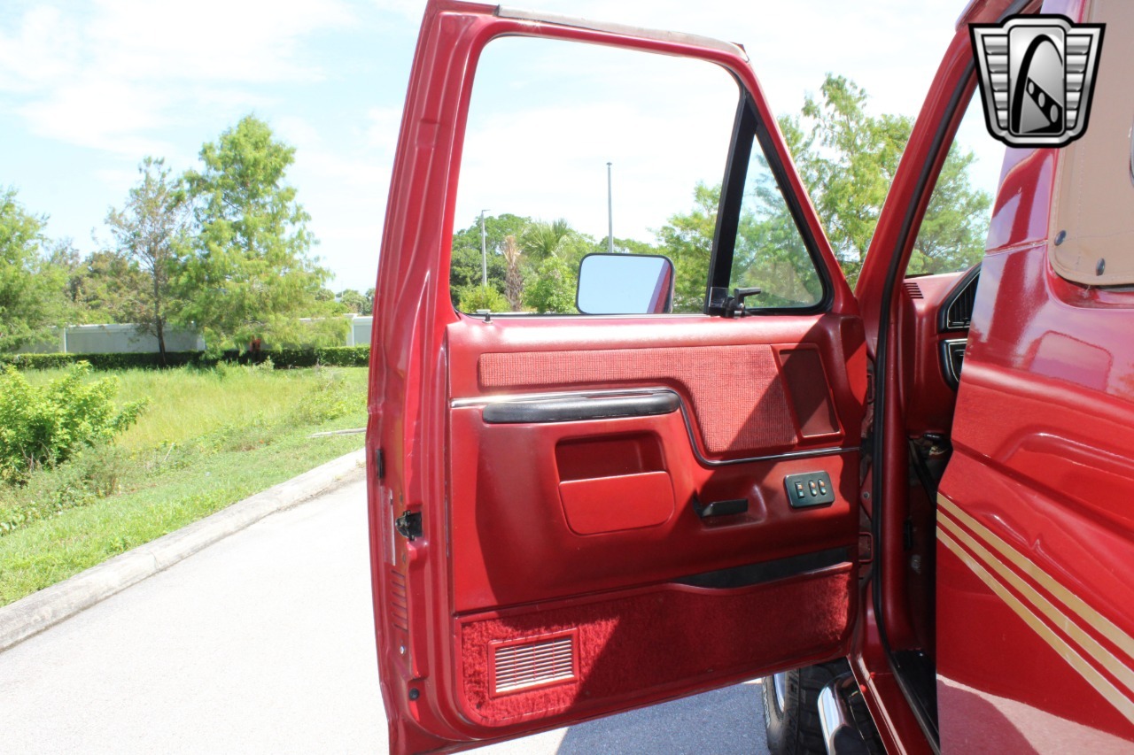 1989 Ford Bronco XLT