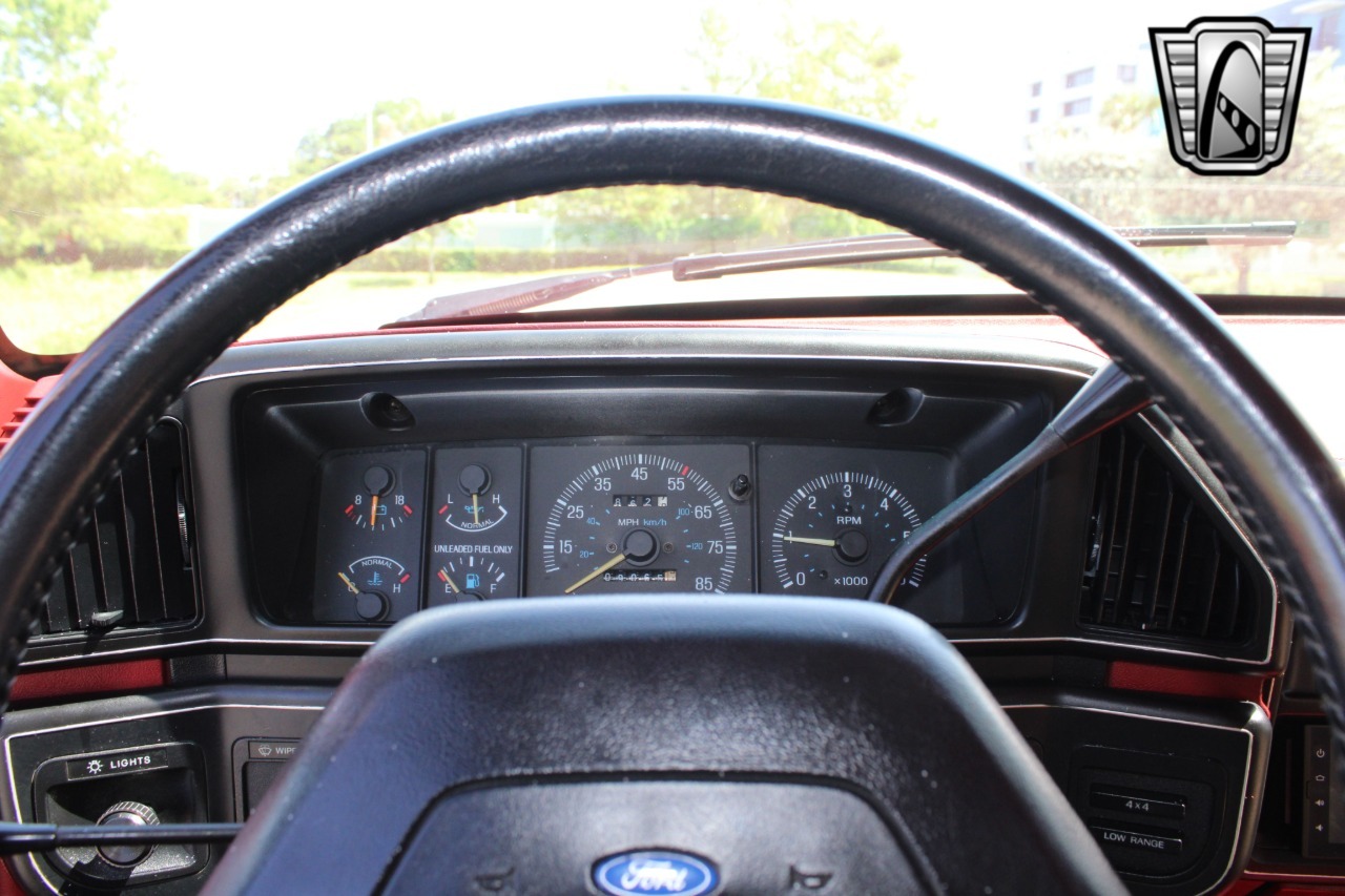 1989 Ford Bronco XLT