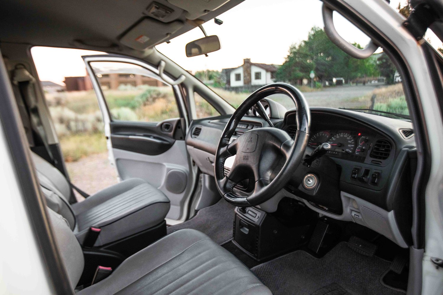 Reserved 2000 Delica L400 Spacegear Chamonix