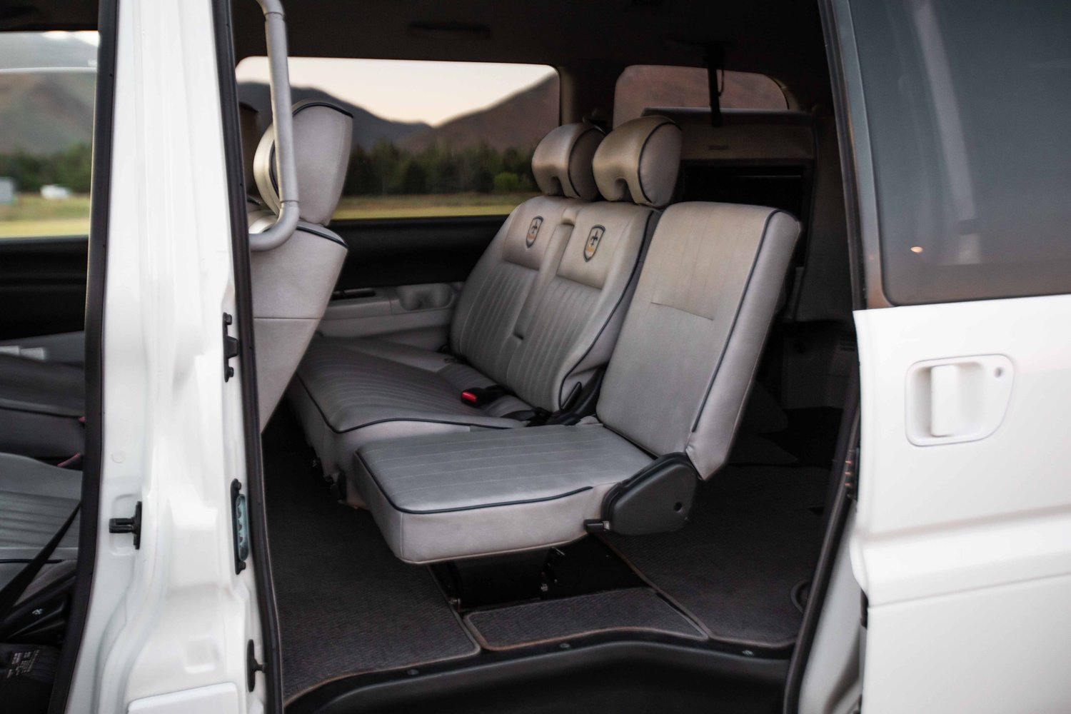 Reserved 2000 Delica L400 Spacegear Chamonix