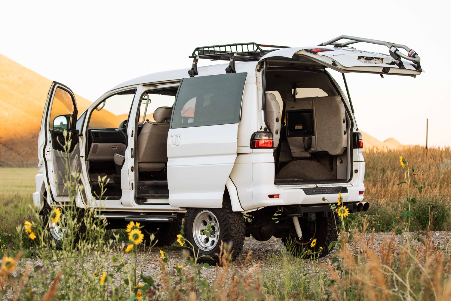 Reserved 2000 Delica L400 Spacegear Chamonix
