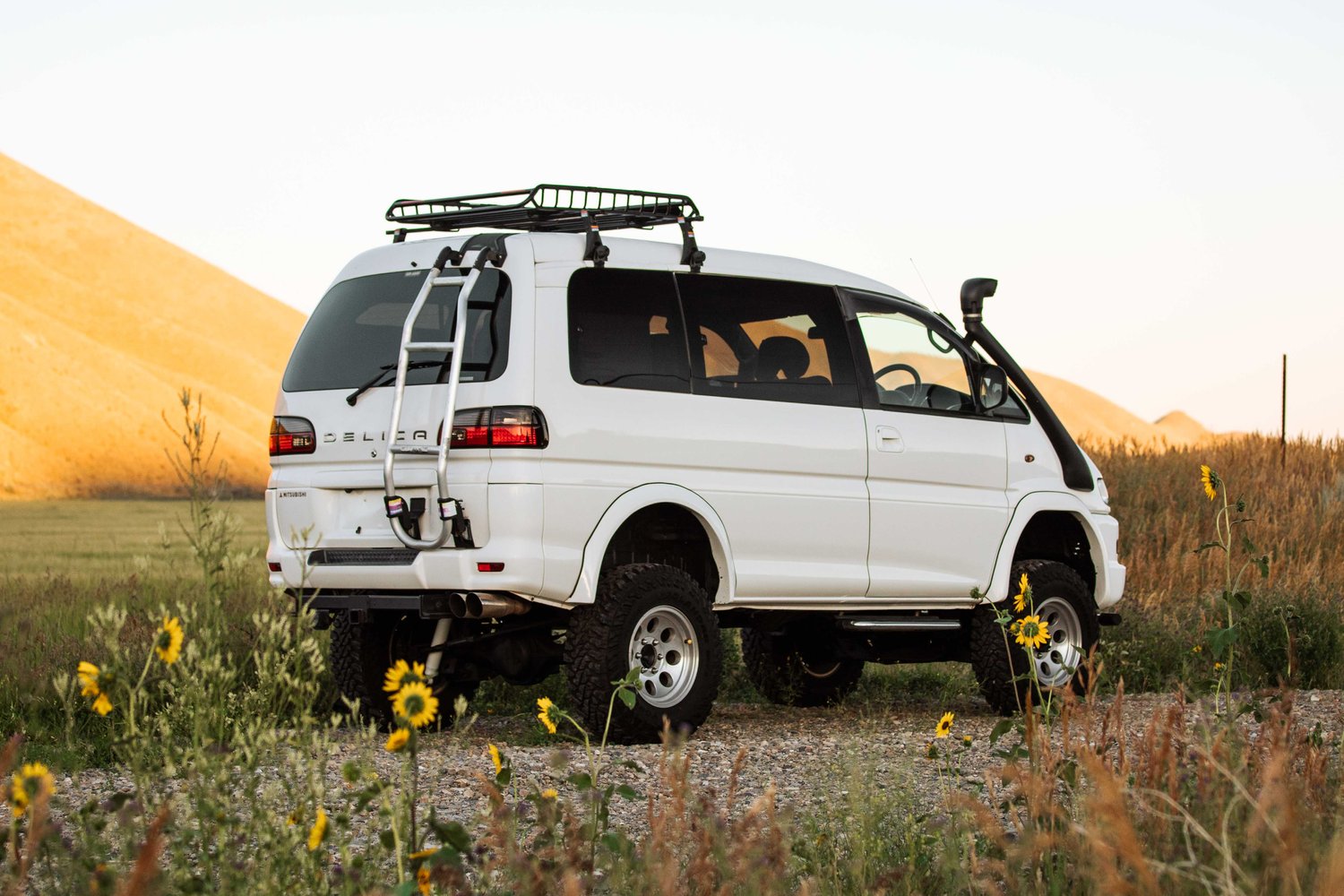 Reserved 2000 Delica L400 Spacegear Chamonix