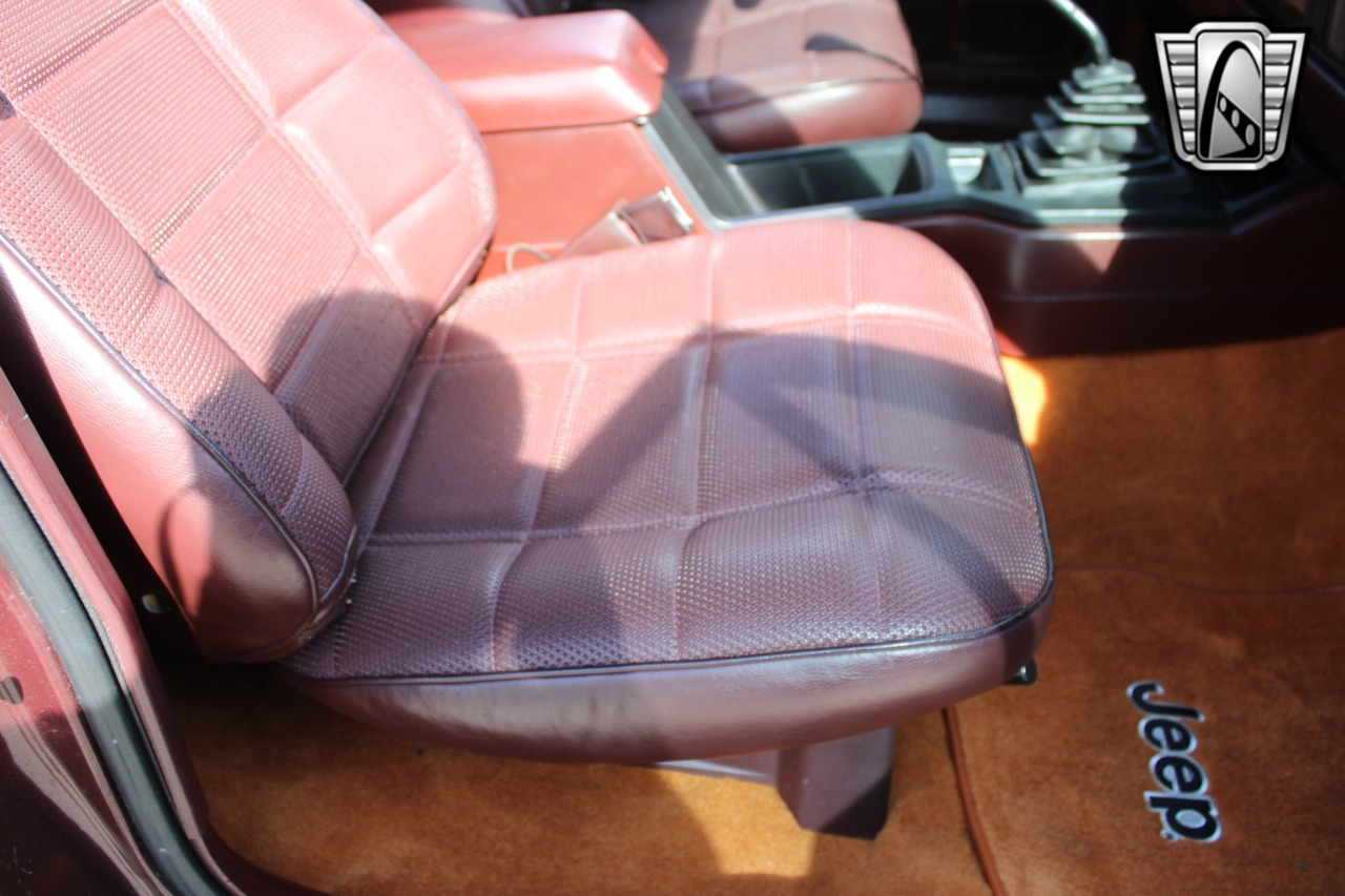 1987 Jeep Comanche Chief