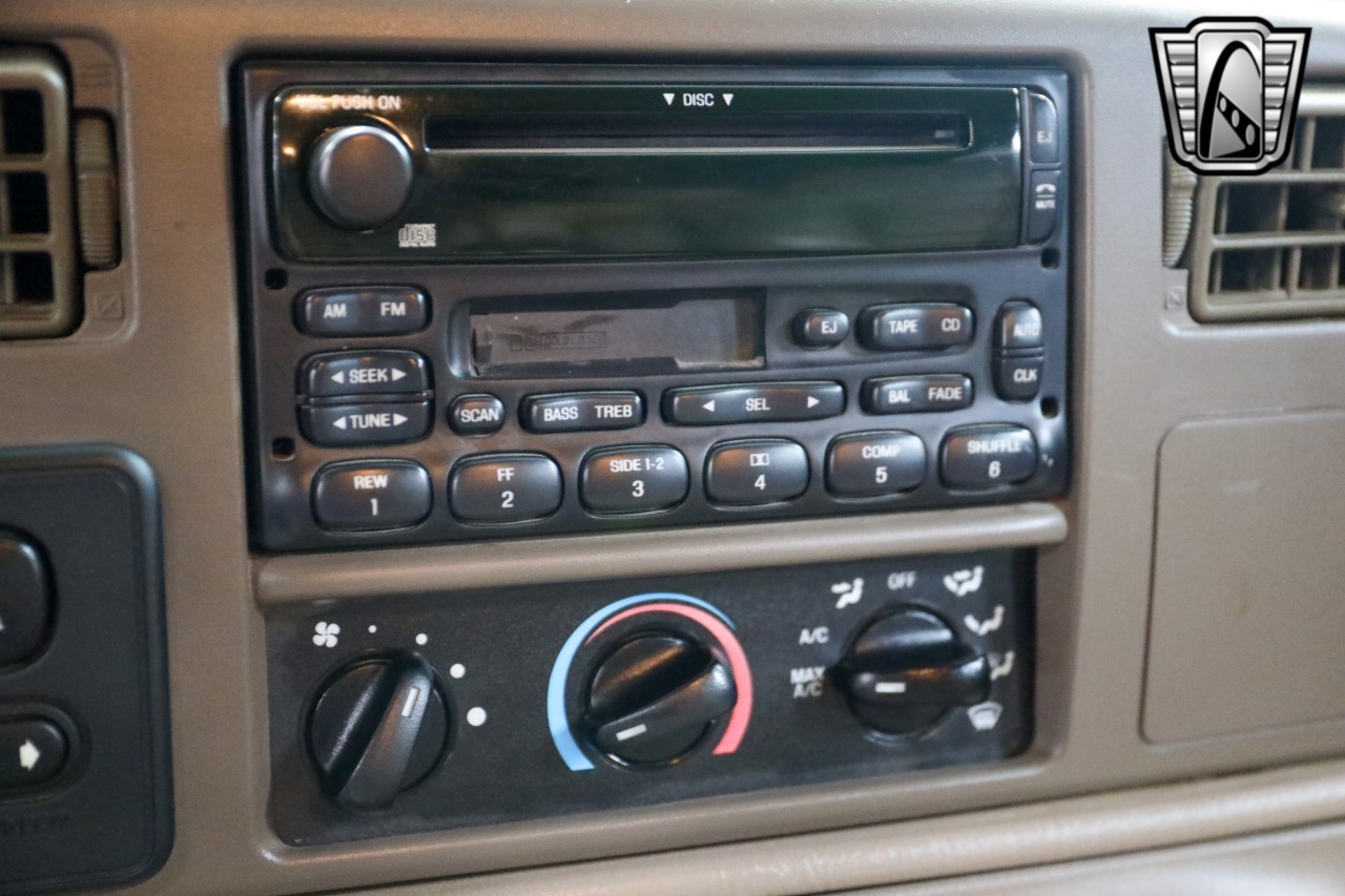 2004 Ford F-350 Super Duty Lariat