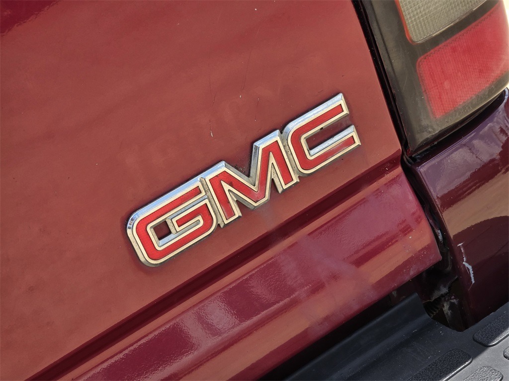 2004 GMC Sierra 2500HD SLE
