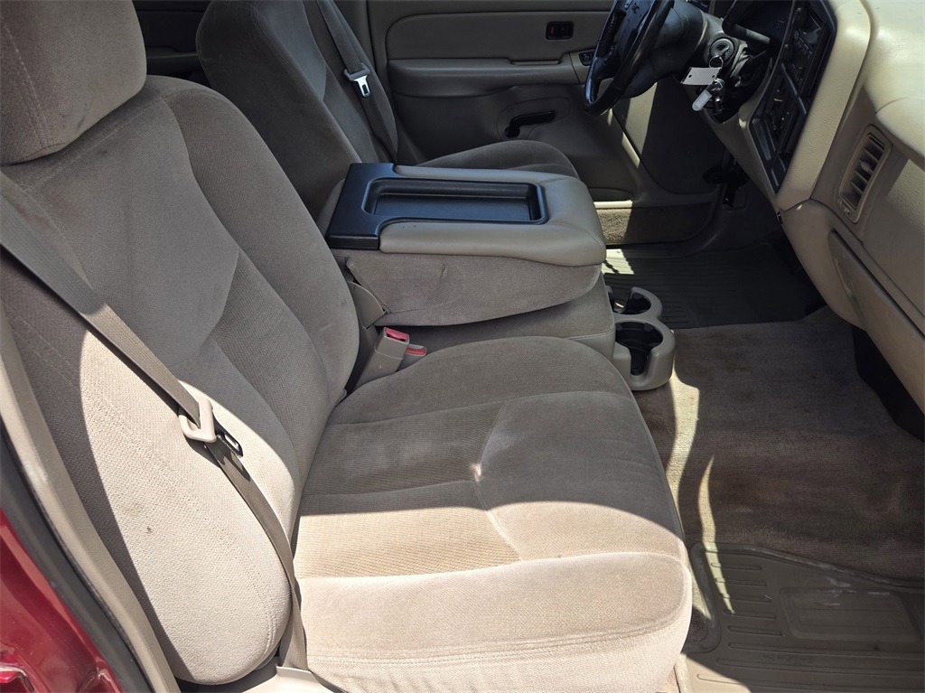 2004 GMC Sierra 2500HD SLE - 4