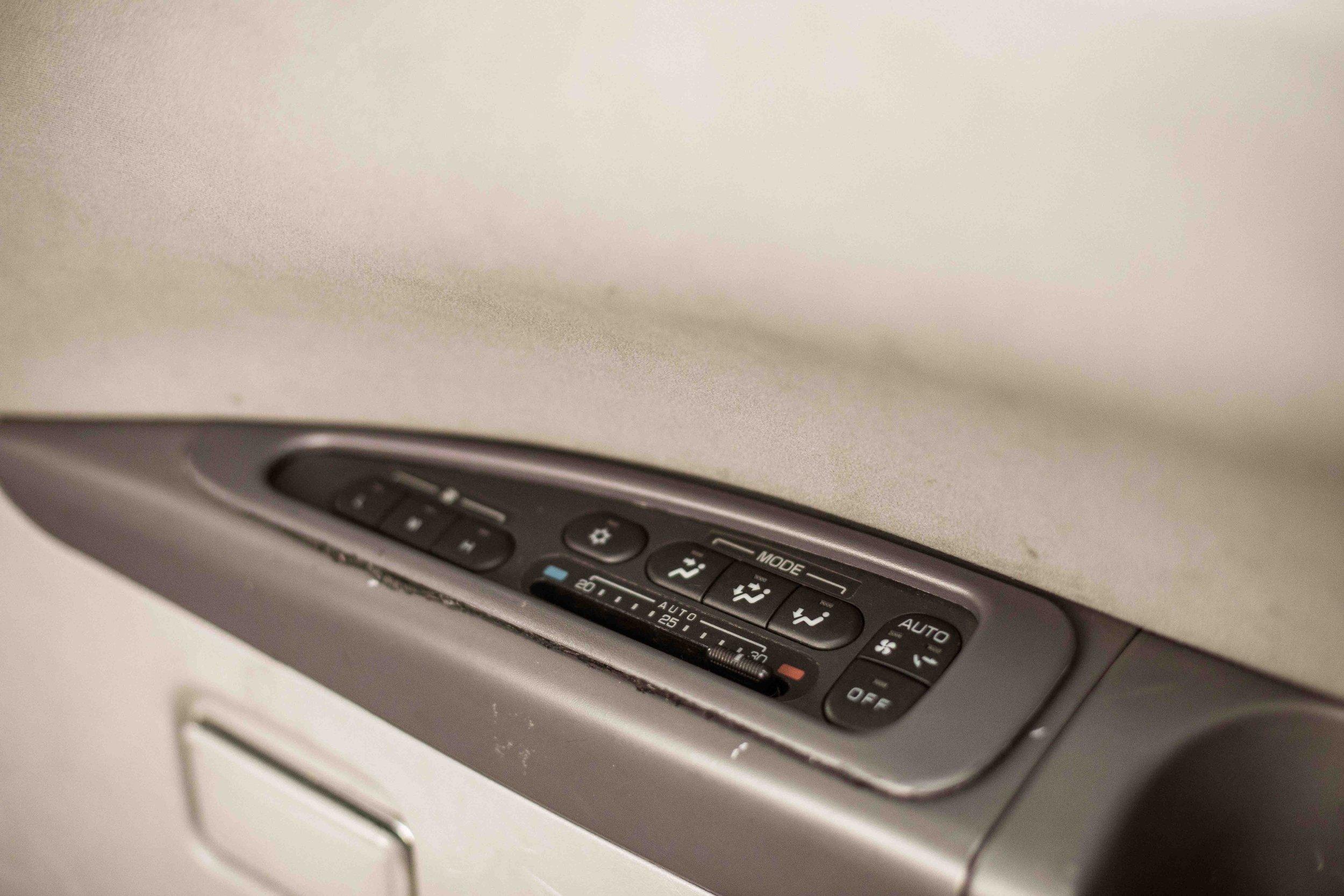 1999 Mitsubishi Delica L400 Spacegear Super Exceed