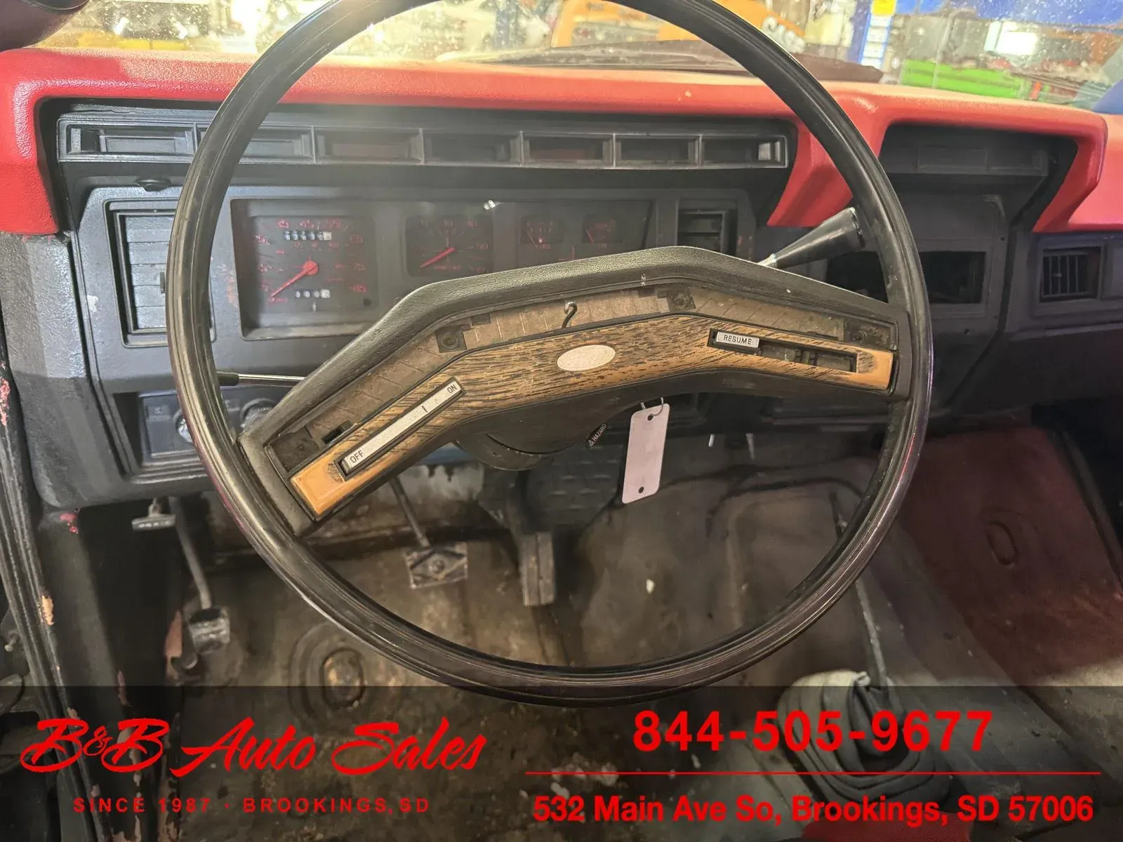 1985 Ford Bronco Custom - 3