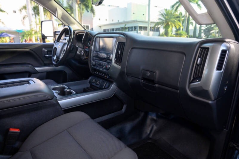 2022 Chevrolet Silverado 4500HD