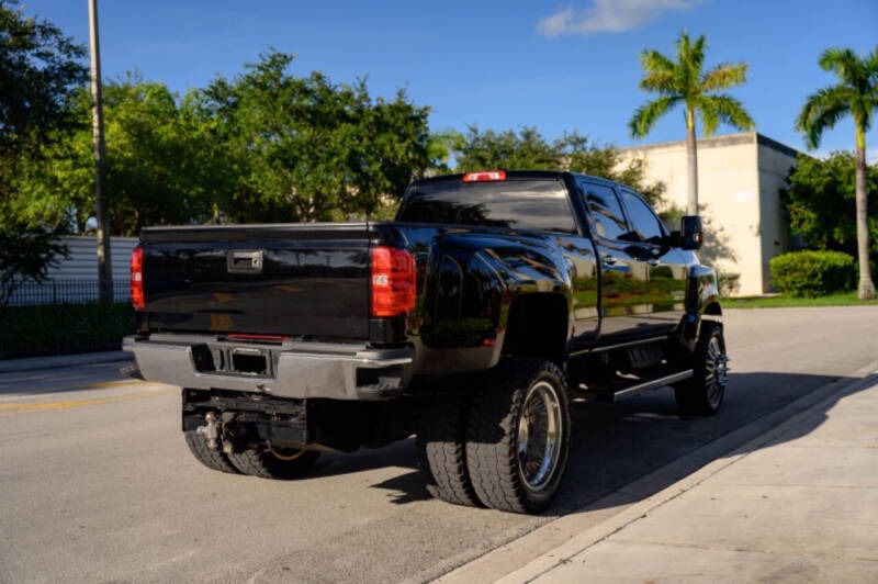 2022 Chevrolet Silverado 4500HD