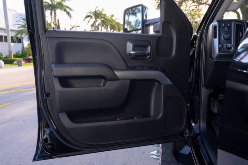 2022 Chevrolet Silverado 4500HD