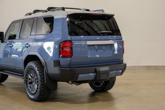 2025 Toyota Land Cruiser Premium