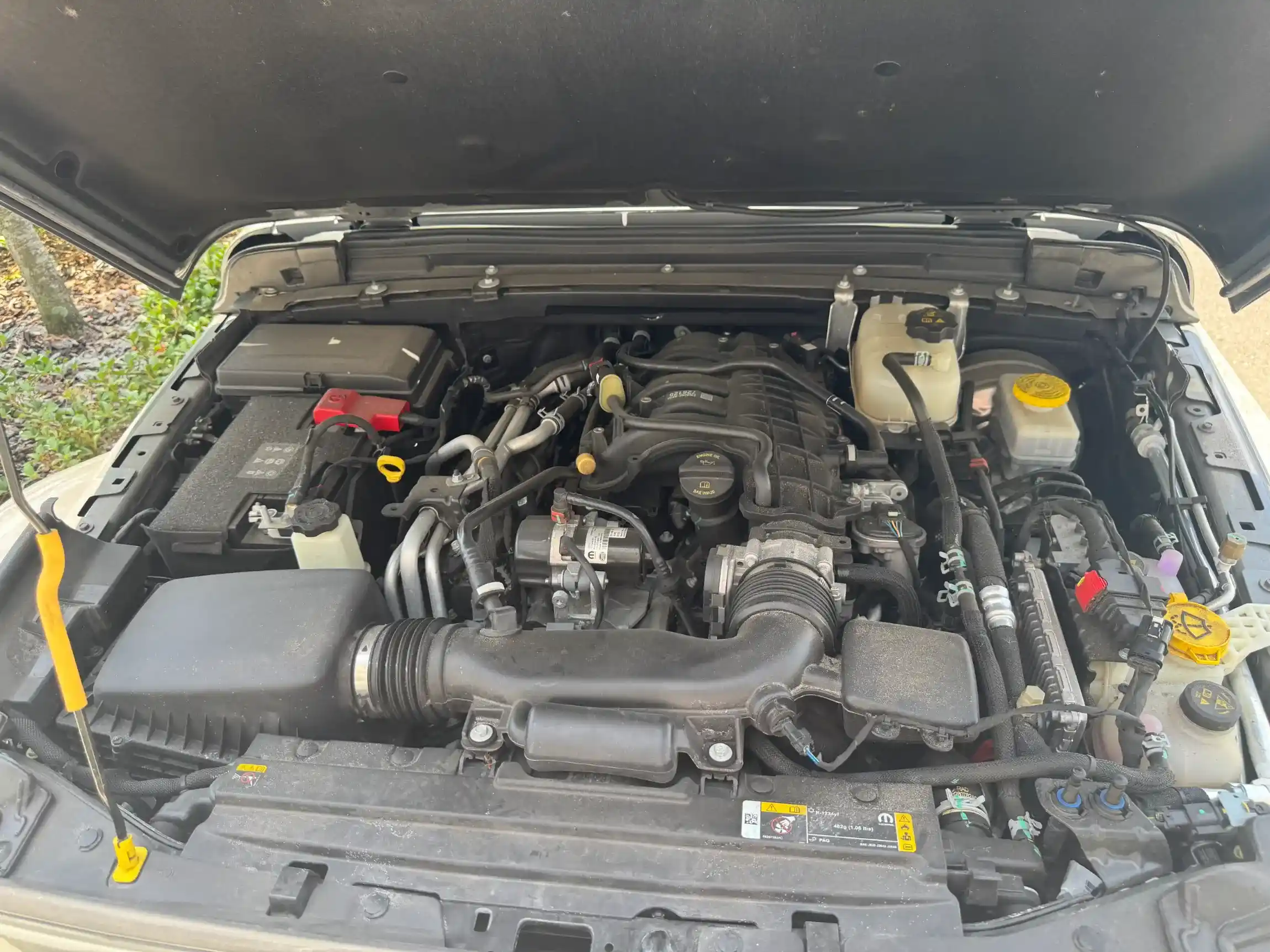 2023 Jeep Wrangler Sahara - 3