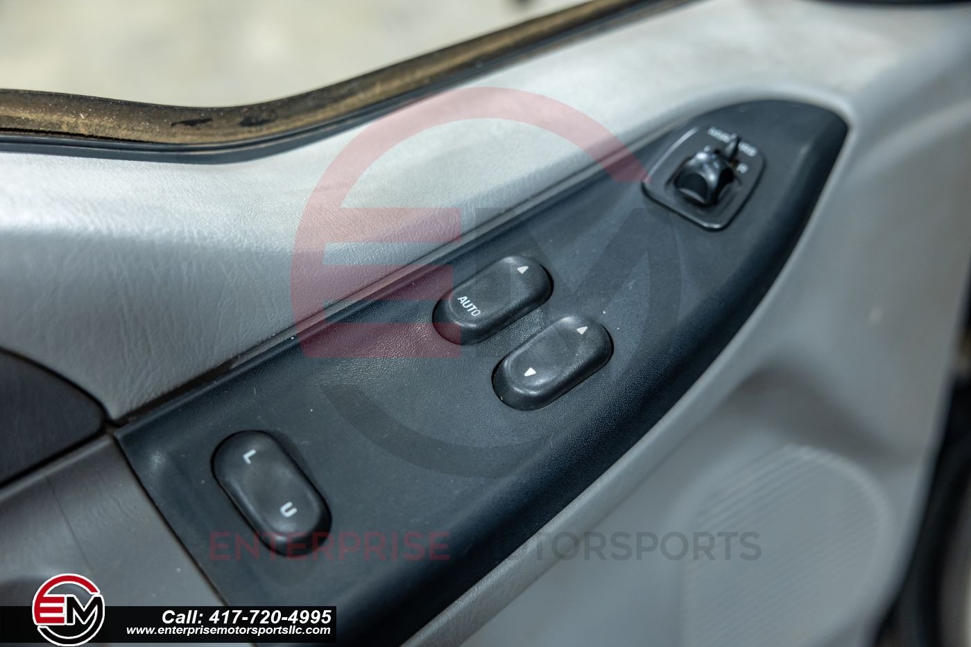 2000 Ford Super Duty F-250 XLT