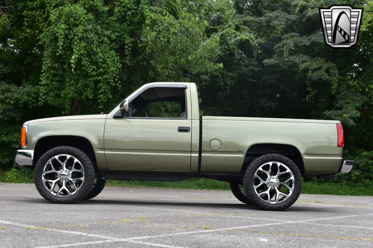 1989 GMC Sierra - 2
