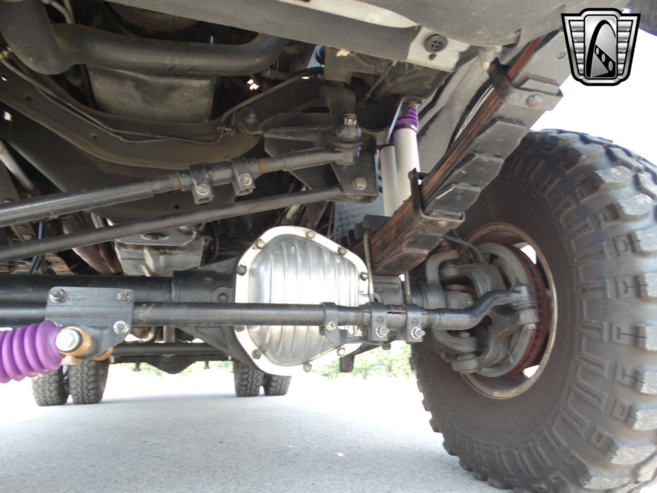 Custom 1999 Ford F-350 XLT