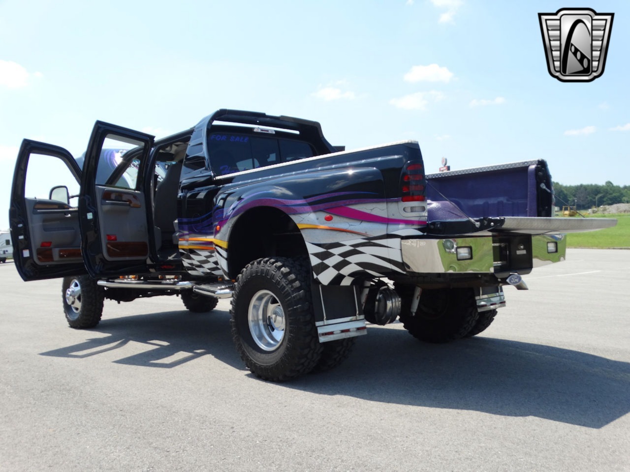 Custom 1999 Ford F-350 XLT