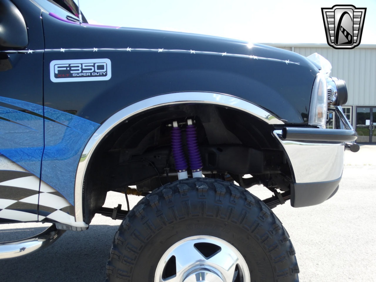 Custom 1999 Ford F-350 XLT