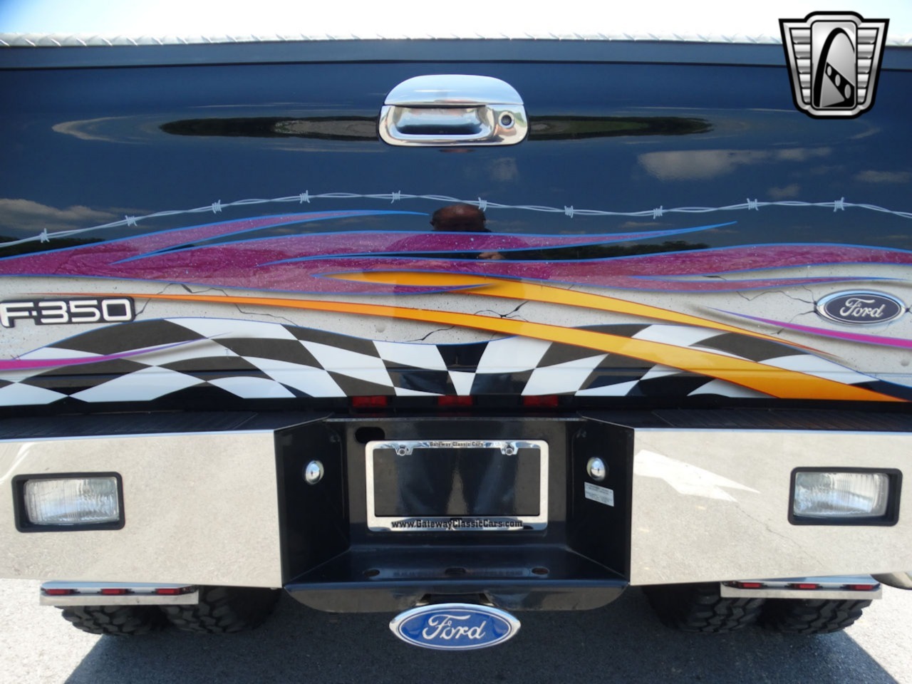 Custom 1999 Ford F-350 XLT