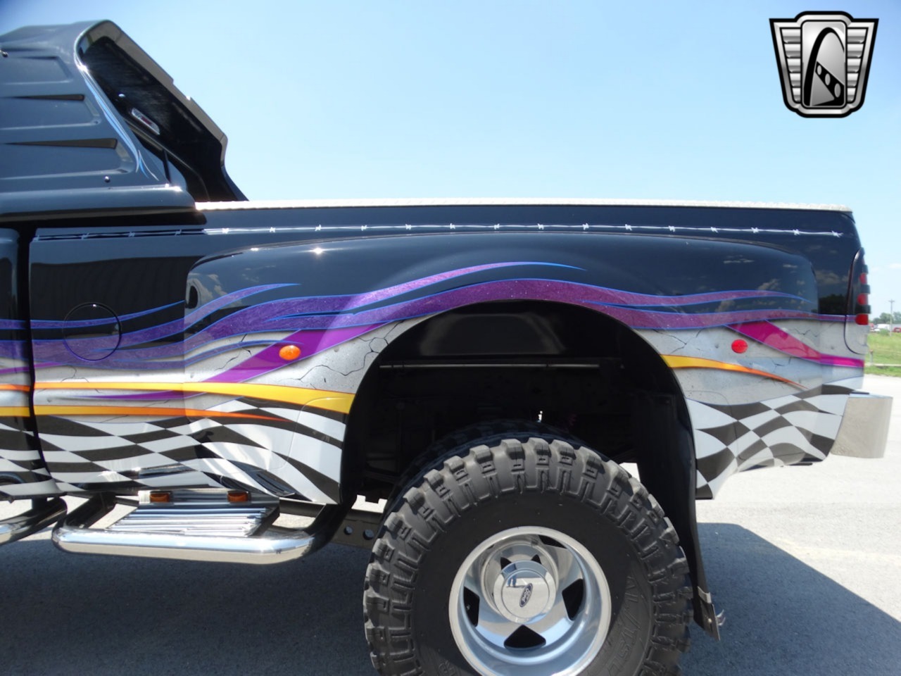 Custom 1999 Ford F-350 XLT