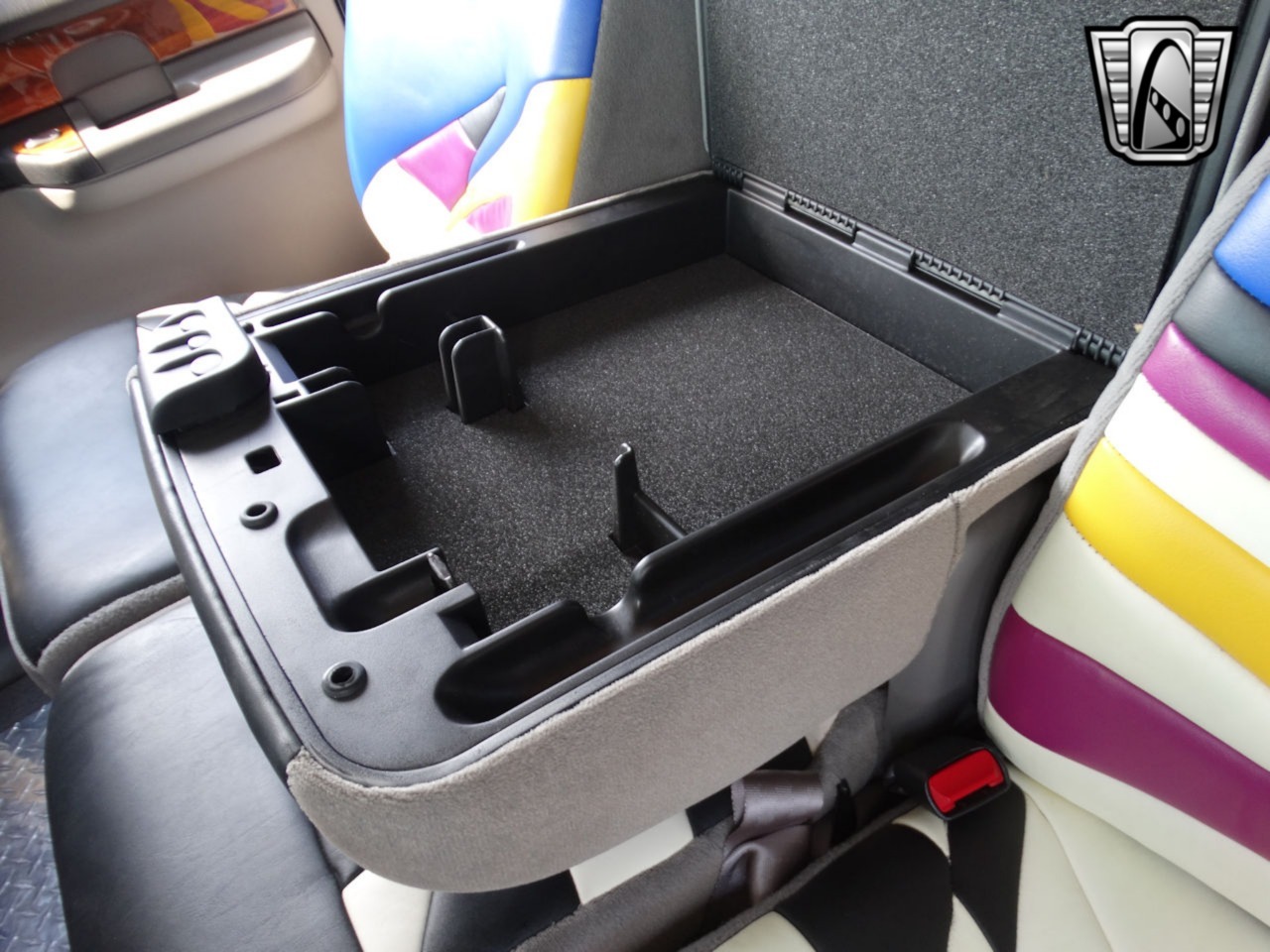 Custom 1999 Ford F-350 XLT